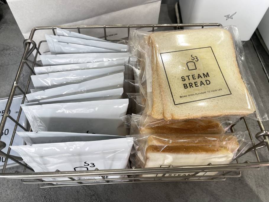 パンライターが通う！日本初スチーム生食パン専門店「STEAM BREAD TOKYO」（恵比寿）の飲めるオムレツサンドが絶品