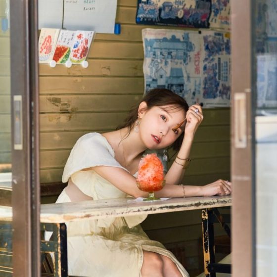 人気モデル菅野結以さんが通う「氷 石ばし」（三軒茶屋）。暑さをしのぐ紅茶ミルクのかき氷