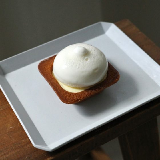 チーズケーキの上にソフトクリーム！？ 完売で話題「チーズワンダー」のSDGsで地球にやさしい“発明的チーズケーキ”