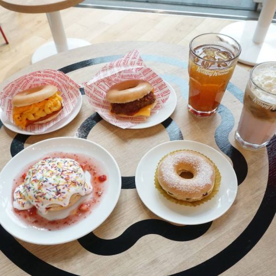 8月27日NEW OPEN！国内最大店舗『クリスピー・クリーム・ドーナツ 東京国際フォーラム店』へ一足早く行ってきた