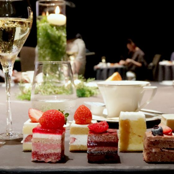 早くしないと売り切れる予約必須のクリスマスケーキ！「パレスホテル東京」が打ち出す９種のケーキ＆7種のブレッドを実食して決めた、本当にたべたい注目商品とは