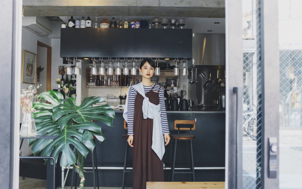 珈琲の香りに誘われて。西荻窪「浅煎りコーヒーと自然派ワイン  Typica」。話題の斬新すぎるパフェとは？ 連載 「ふうかとあいす」