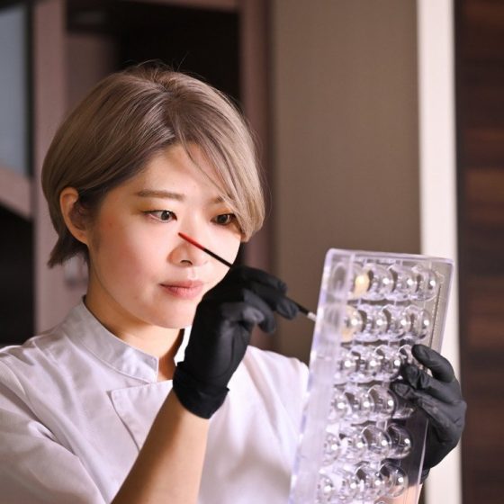 初単独取材。大手ローソンの開発エリートから、脱サラしチョコレートの世界へ！？リケジョがカカオの世界に飛び込む「チョコアイカ」誕生秘話