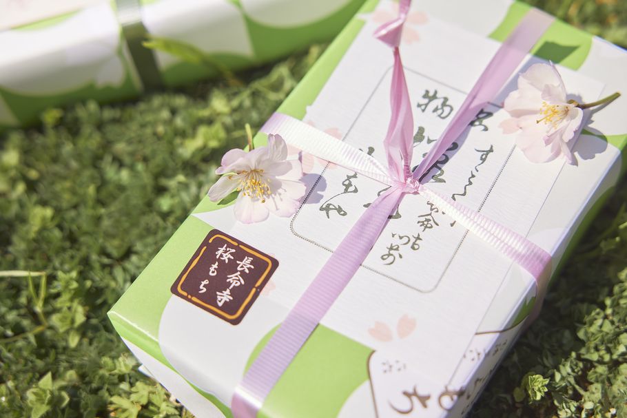 “桜もち”って東京発祥だったんだ！隅田川のほとりで「長命寺桜もち 山本や」が作り続ける300年の味とその歴史。賞味期限は当日のみ！購入は事前予約がおすすめ