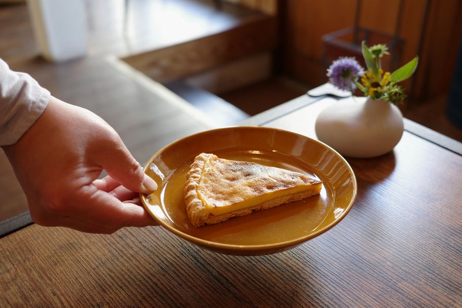花屋とカフェ、別々だけど店名は同じ。江古田の癒し空間『ネコカヴリーノ』を取材、たった60円で買える「ショートブレット」は体にもお財布にも優しい