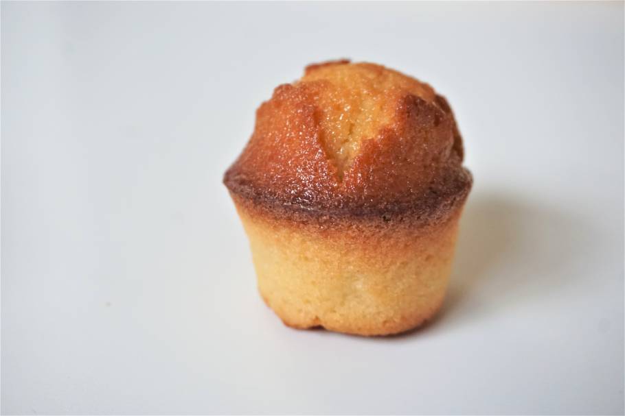 自然発酵でつくるパン「小星」（中野）の絶品クリームパン