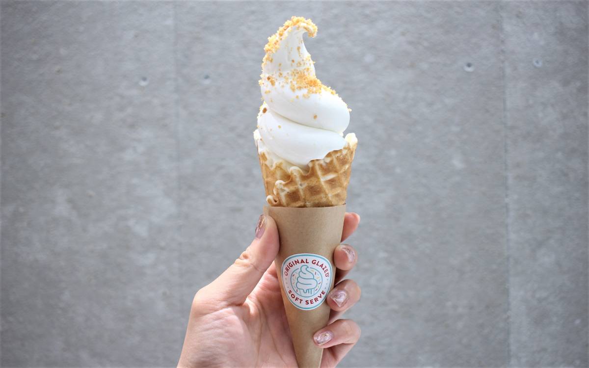 東京国際フォーラム店限定！あの「クリスピー・クリーム・ドーナツ」人気No.1のドーナツがソフトクリームになっちゃった！？