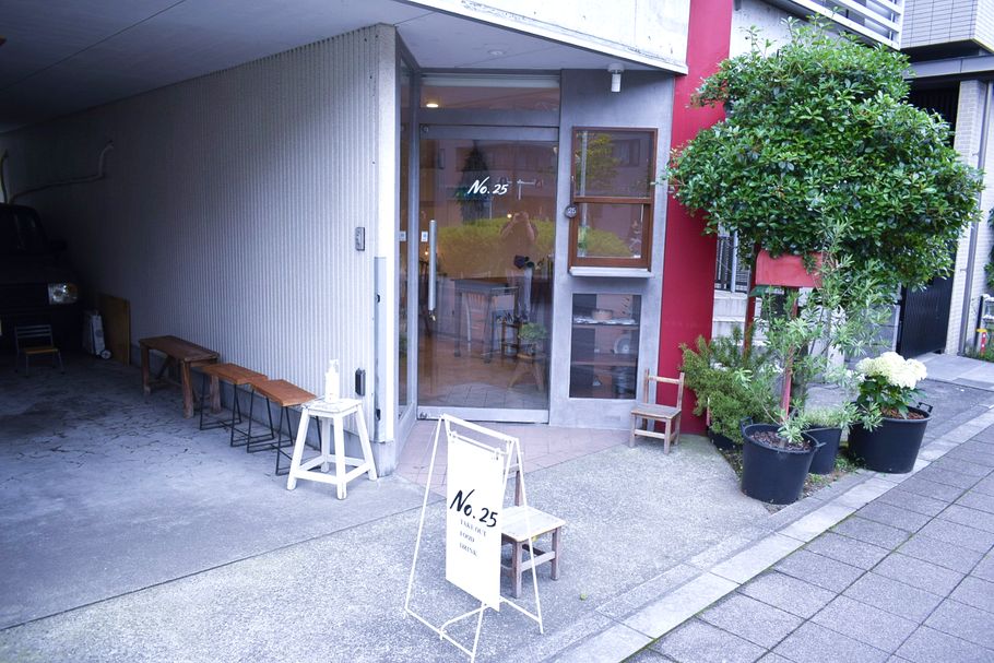 『No.25』(埼玉・川口）でフランス流クレープを。駅近のゆっくりできるカフェ