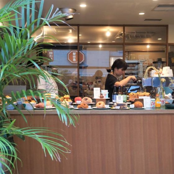 「SUNDAY VEGAN」（吉祥寺）ヴィガーンなのに最高に美味しいドーナツと、夏限定メニューの魅力