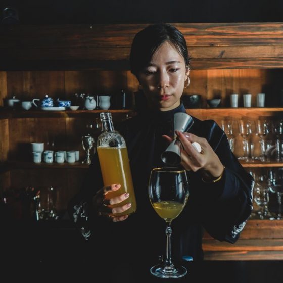 ドリンク作家が作るモクテルとは？完全予約制バー『澱々（おりおり）』の全く新しい“ドリンク体験”に五感が研ぎ澄まされる