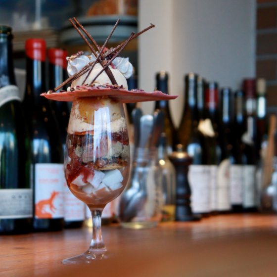 パフェ好きがお忍びで通う「Azoto（アゾート）」（小川町）イタリアンバルで食べられる至高の野菜×パフェ