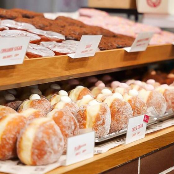 行列のできるクリームドーナツ! 「PARK STORE(三軒茶屋)」には美味しいスイーツと地域への愛があふれていた