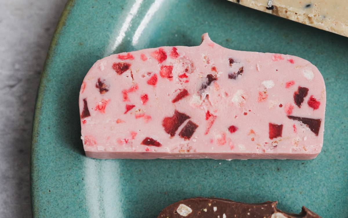 ママ、障がい者、LGBTいろんな人が働く「久遠チョコレート」。食べる人も作る人も幸せになる、こだわり素材のお菓子とは?