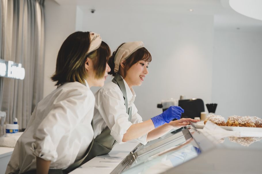 今年一話題の店「Patisserie　Taisuke Endo」がOPEN。フランス帰りの人気パティシエの魅せる‟新フランス菓子”の世界