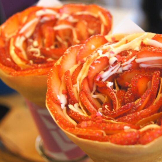 神戸で愛されるクレープ店「HAHAHA CREPE」（兵庫・三ノ宮）。みんな笑顔になっちゃう理由とは？