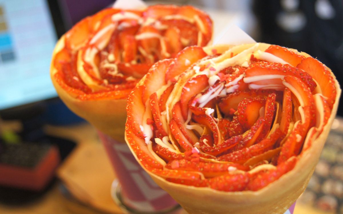神戸で愛されるクレープ店「HAHAHA CREPE」（兵庫・三ノ宮）。みんな笑顔になっちゃう理由とは？