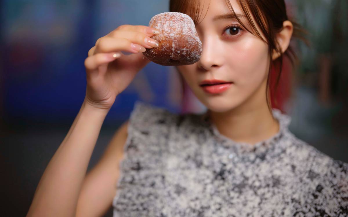 名店のパティシエが教える。モデル・松川星さんが学ぶ正しいフランス菓子 vol.5｜「クグロフ」