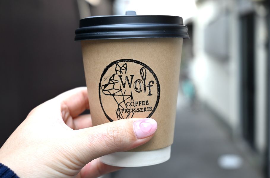 都会の路地裏に隠れた名店！大阪・中崎町の「Wolf COFFEE PATISSERIE」で月の満ち欠けに関わるスイーツを楽しもう 
