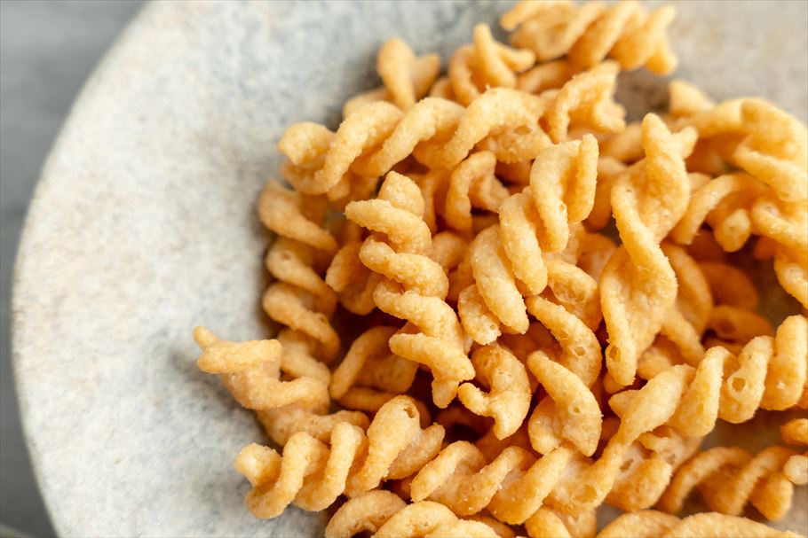 無印良品の「糖質１０ｇ以下のお菓子　パスタスナック　チーズ味」の寄り