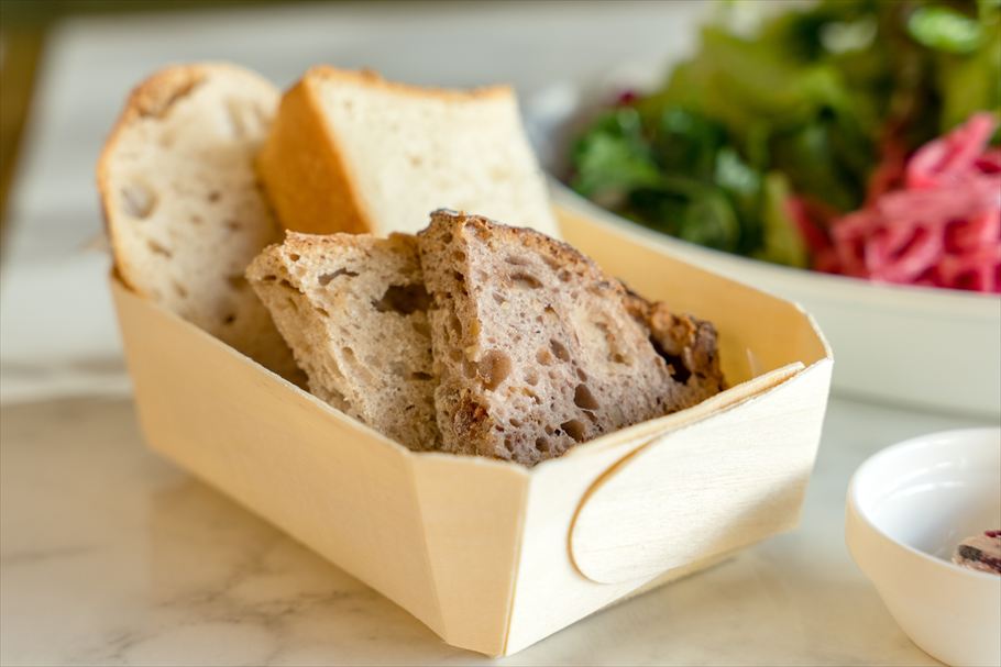 ランチで楽しめる食べ放題のパン