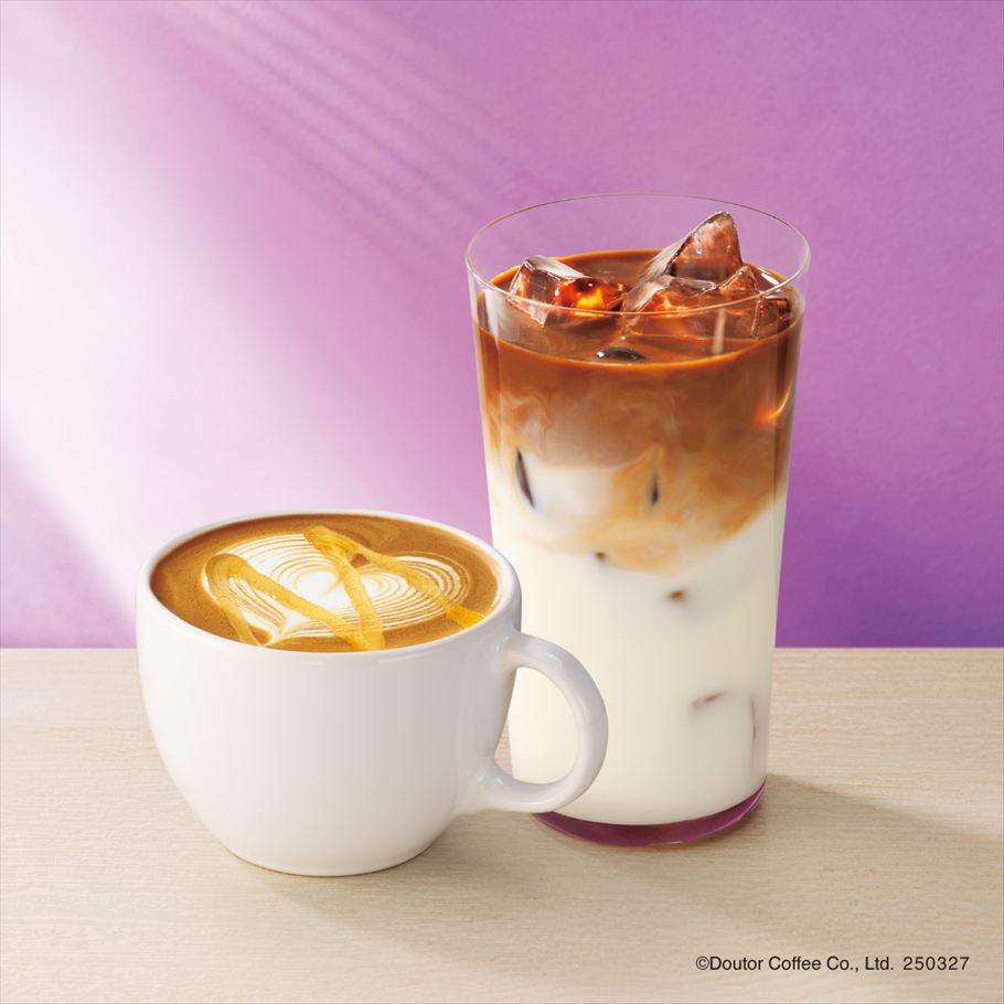 エクセシオール カフェの新作ドリンク「ハニーラベンダーラテ（HOT／ICED）」
