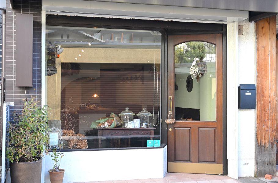 【京都・出町柳】5席だけの特別感！実力派パティシエールが贈る「Ensoleille（アンソレイユ）」で季節の移ろいを感じるデザートコースを堪能