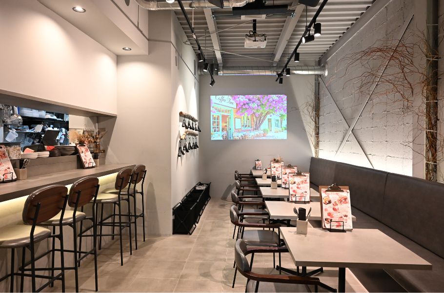 【大阪・福島】まるで花束！話題の「ブーケクレープ」が食べられるのは「cafe2+6（カフェニトロ）」だけ