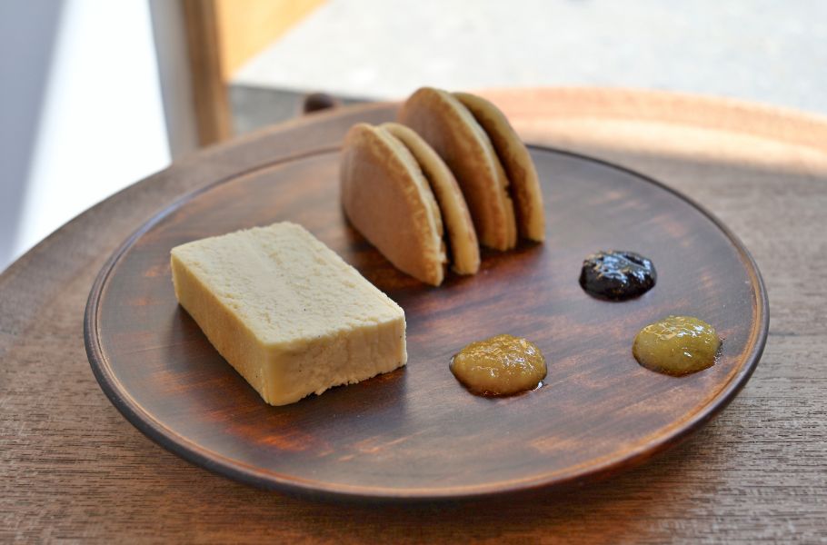 300年の老舗が紡ぐ、新たな奈良スイーツ文化—「奈良御菓子製造所 ocasi」で味わう三つの菓子