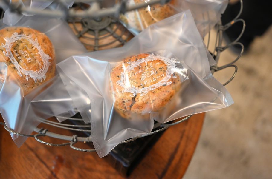 【京都・話題の焼き菓子店】「王妃のおやつ」が人気急上昇！絶品生シフォン＆ギフトボックスが大人気