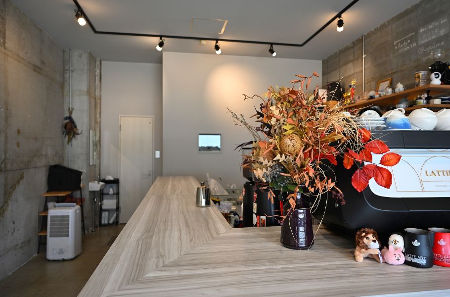 エスプレッソとジェラートの名店が大阪・玉造に！受賞歴もあるバリスタが手がける「ラッティエーラ」を深掘り