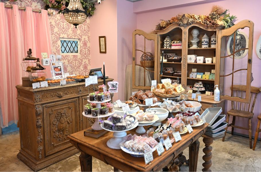 【京都・話題の焼き菓子店】「王妃のおやつ」が人気急上昇！絶品生シフォン＆ギフトボックスが大人気