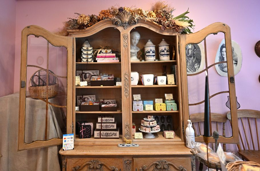 【京都・話題の焼き菓子店】「王妃のおやつ」が人気急上昇！絶品生シフォン＆ギフトボックスが大人気