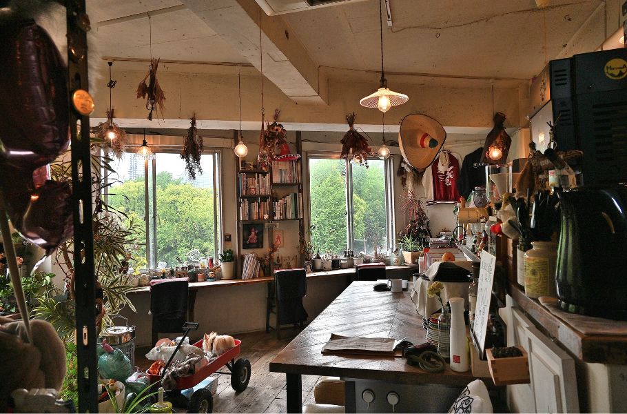 【予約は3分で満席！？】大阪・靱公園の「cocoo cafe（コクウカフェ）」の“非公開日替わりのリアルガチャかき氷”が想像を超えてくる…！