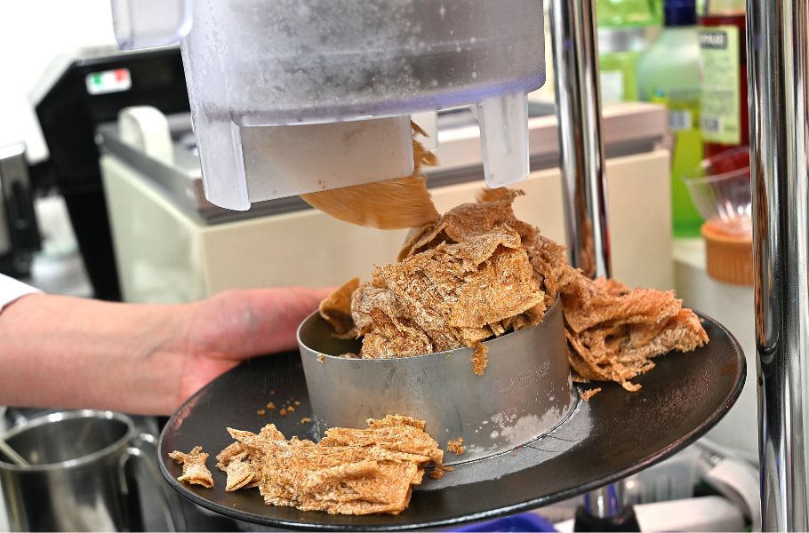 【神戸・北野】イタリア発チョコの名門「カファレル」で味わえるかき氷をチェック♡夏限定の“デセール氷”に悶絶必至