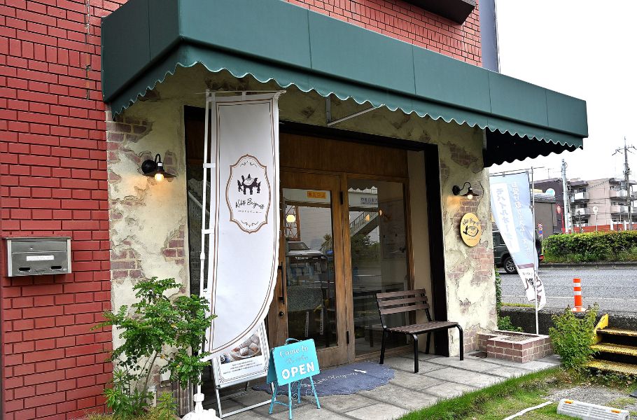 【大阪・和泉府中】“ベニエブーム”再来の予感！？童話みたいなスイーツ店「コビトベニエ」