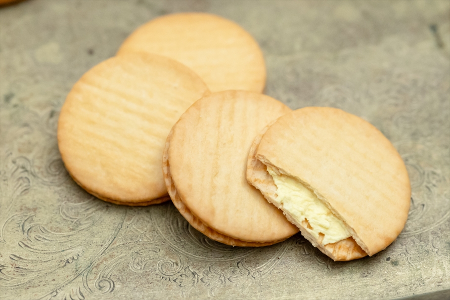 無印良品の「プレッツェルサンド　レモンクリーム味」