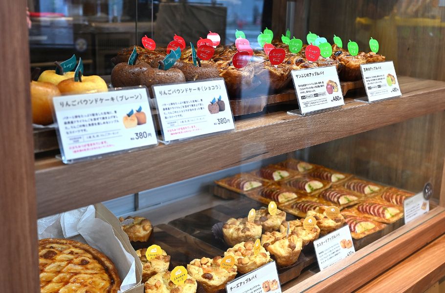 【絶品】品種別で味わうりんごスイーツがいっぱい♡青森を五感で感じる青森りんご専門店「あら、りんご。」（兵庫・神戸）がすごい！