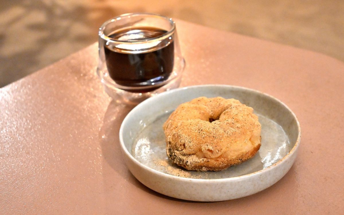 【大阪・天満宮】衝撃のザクふわ食感！「JUSTICE BROWN」のクリスピードーナツが絶品すぎた♡