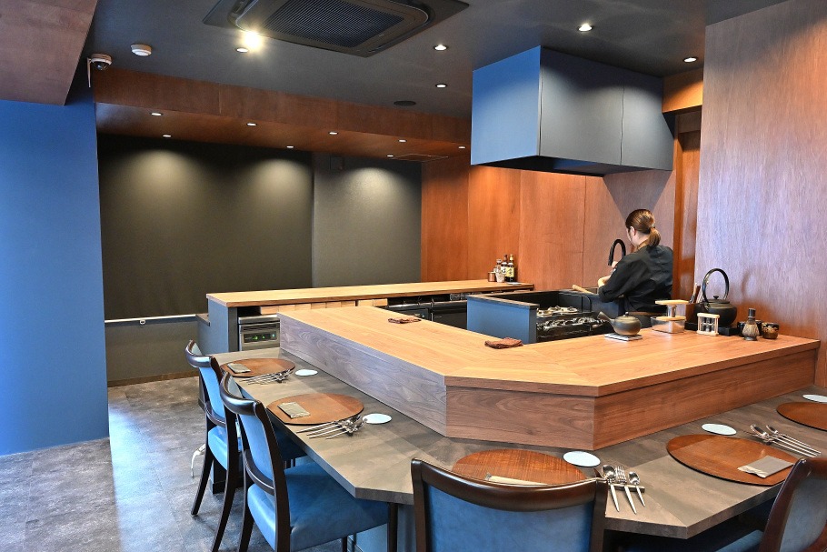 【大阪・西天満】和菓子のデザートコース!?「菓子ogawa」で味わう、五感を満たす驚きのスイーツ体験