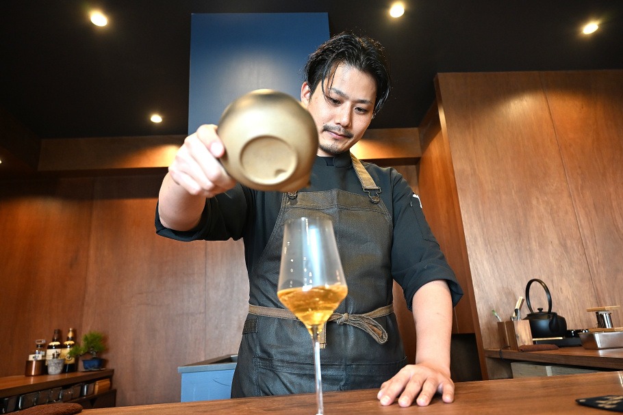 【大阪・西天満】和菓子のデザートコース!?「菓子ogawa」で味わう、五感を満たす驚きのスイーツ体験