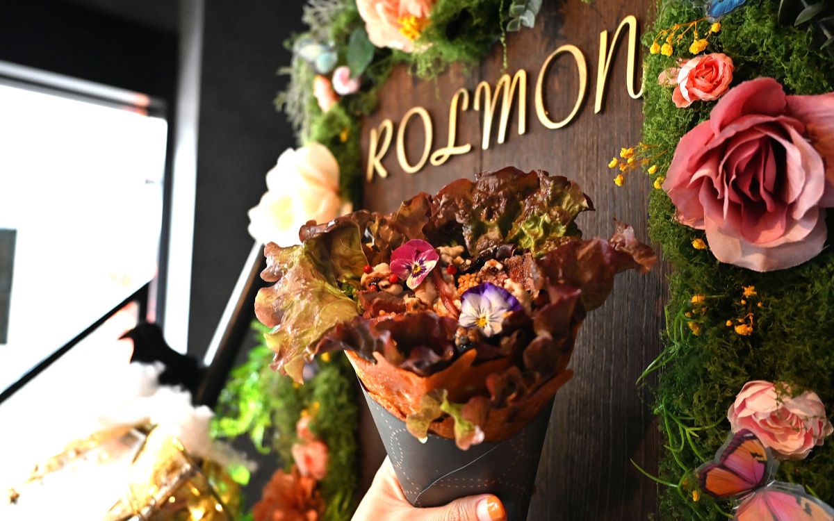 【大阪・谷六】衝撃のボリューム＆美しさ！話題沸騰「ROLMON（ロルモン）」の2号店が谷町にオープン。贅沢すぎるクレープ＆ガレット体験を