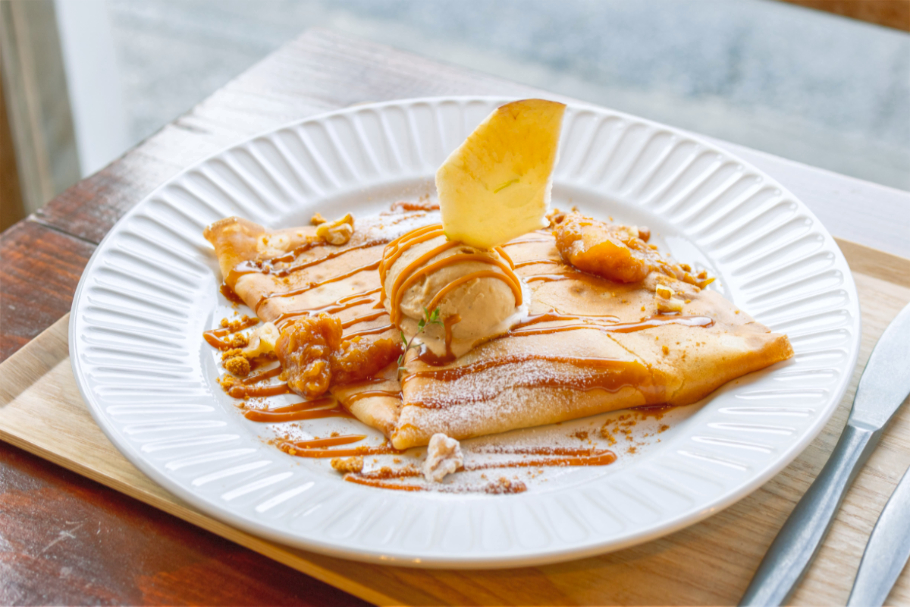 焼きりんごバタークレープ