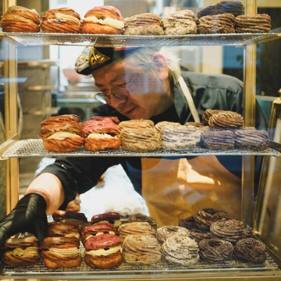 伝説の菓子店出身の職人が手掛ける「Franse cruller-donut」（浅草橋）唯一無二の“軽さ”魔法のフレンチクルーラー