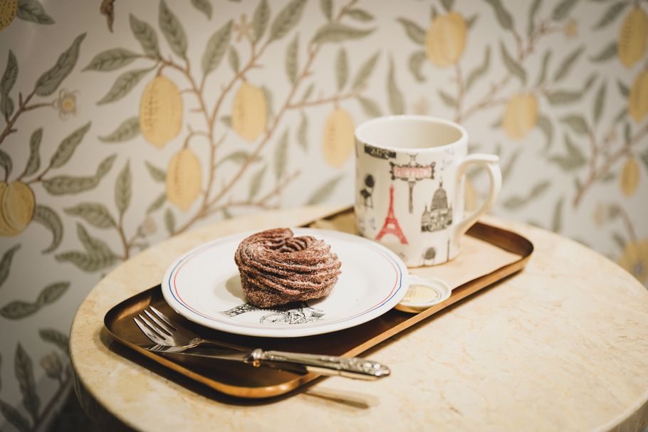 伝説の菓子店出身の職人が手掛ける「Franse cruller-donut」(浅草橋)唯一無二の“軽さ”魔法のフレンチクルーラー