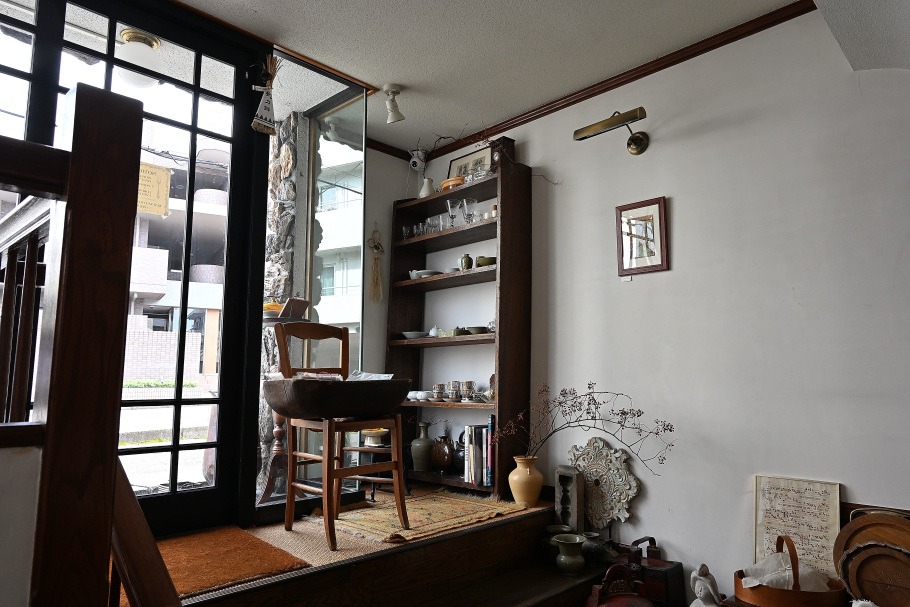 酒菓喫茶 かしはての内観
