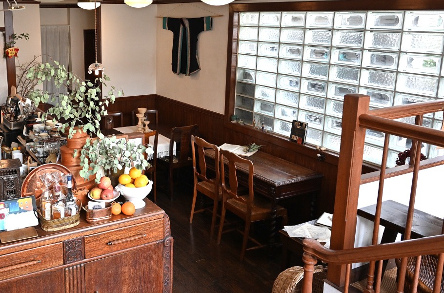 酒菓喫茶 かしはての内観