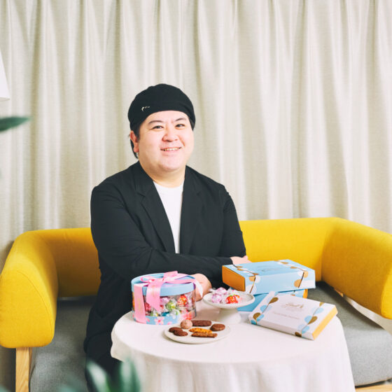 年間3000種以上のスイーツを食べる！　スイーツメディアの編集長クリーム太朗が語る2026年のホワイトデートレンド！　隠れ銘品のショコラサブレアソートが推し？