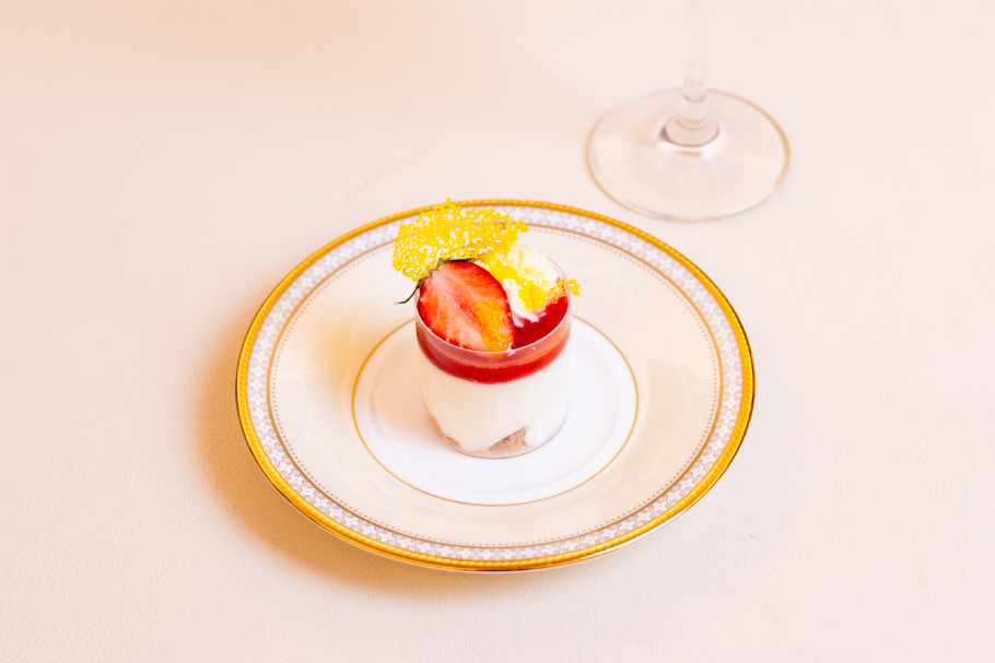 ジャムズコレクションコラボアフタヌーンティーのケーキ