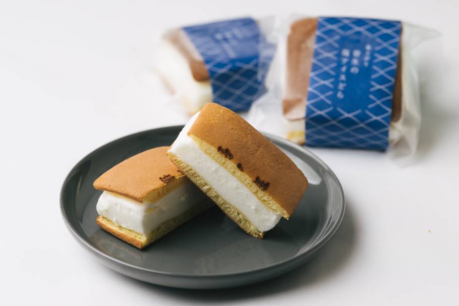 日本初!? “四角い”塩どら焼き専門店から誕生した、夏の新感覚和スイーツ「塩アイスどら焼き」