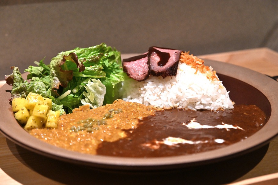 SHiQ（シック）のカレー